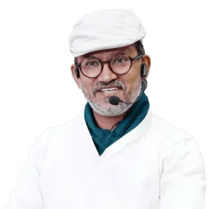 Portrait von Dinesh Chauhan in weißen Pullover