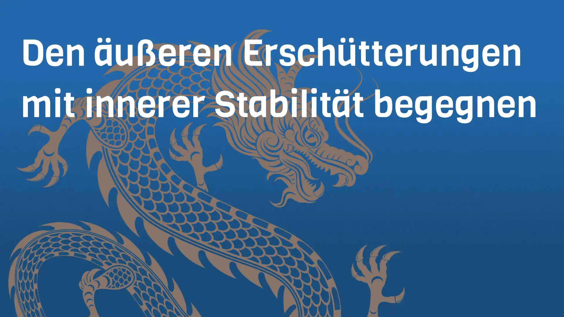 Blauer Drache mit Schrift
