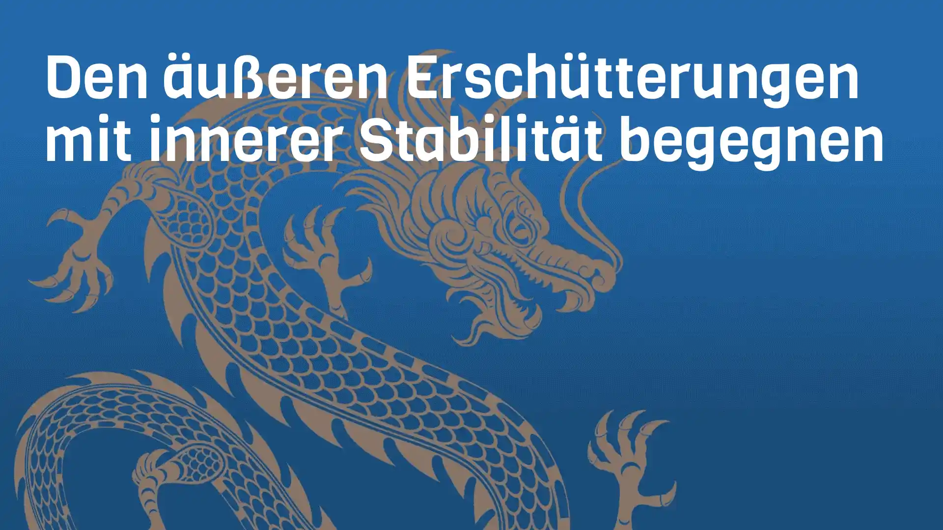 Blauer Drache mit Schrift